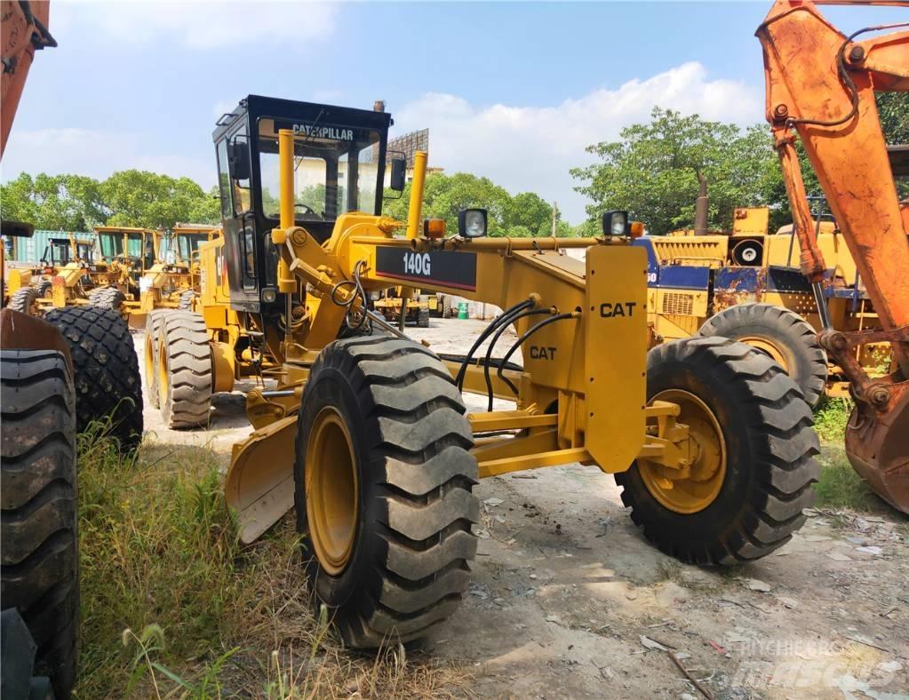 CAT 140G Грейдери