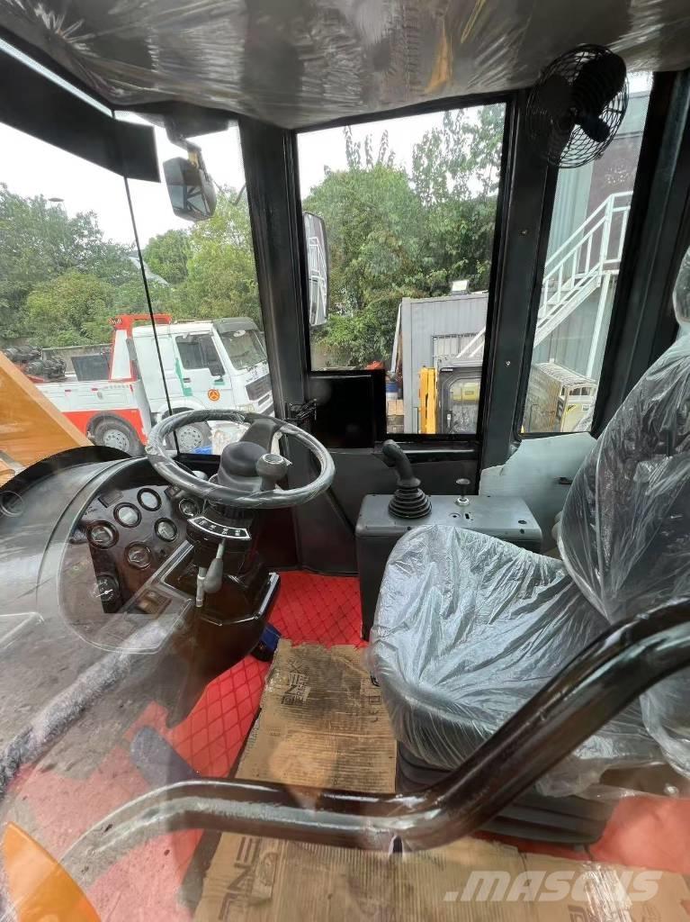 CAT 966 H Колесни товарачи