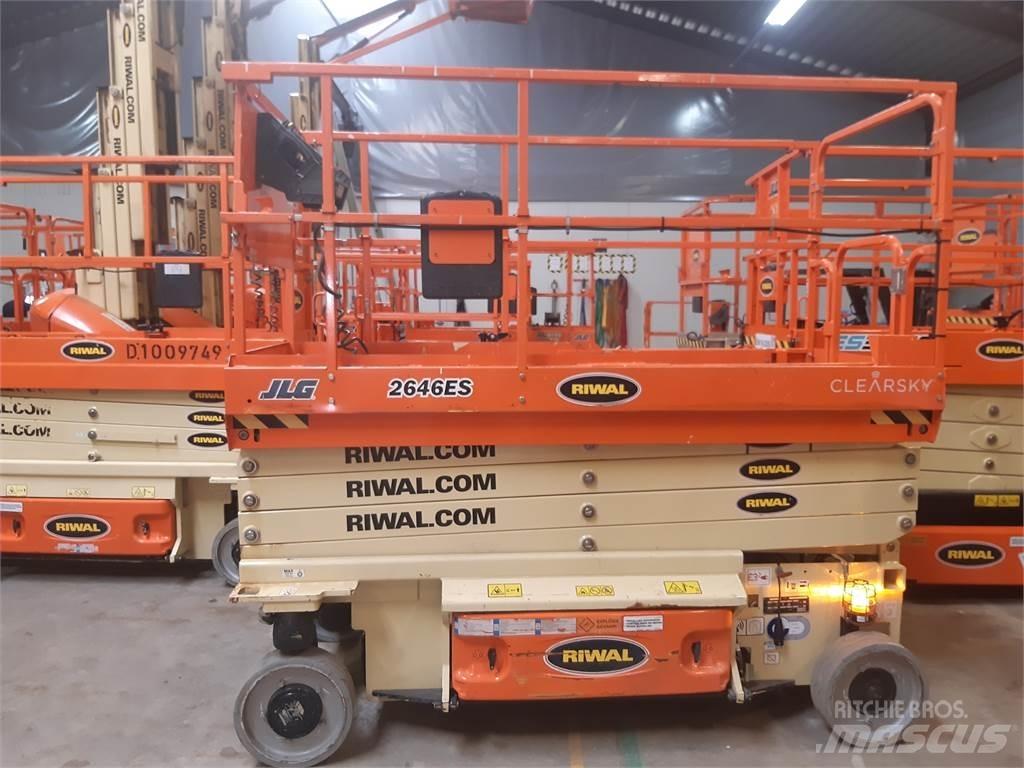 JLG 2646ES Ножични работни платформи