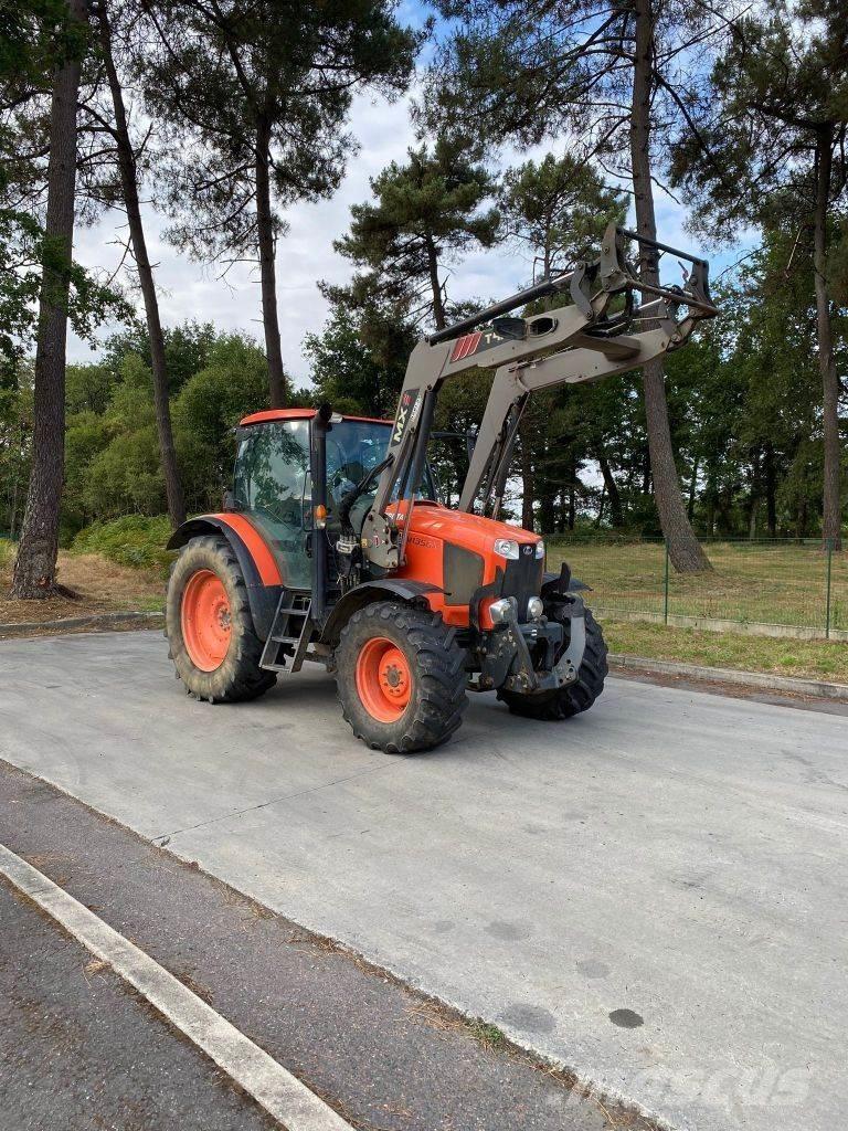 Kubota M 135 GX Трактори