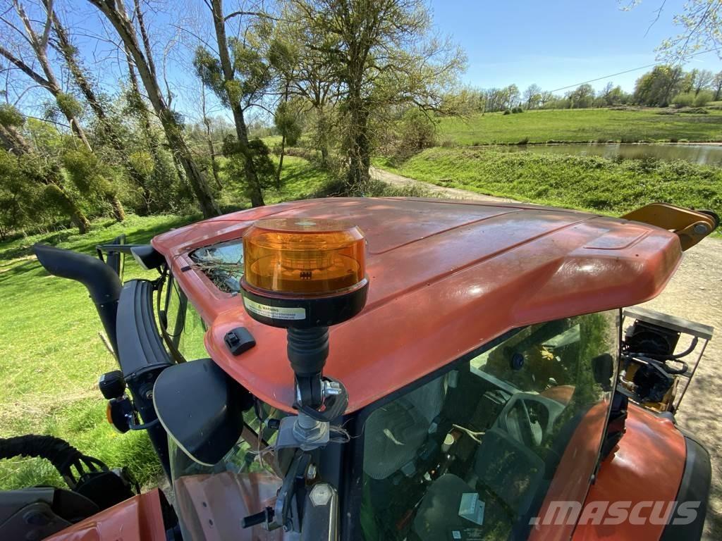 Kubota M 135 GX Трактори