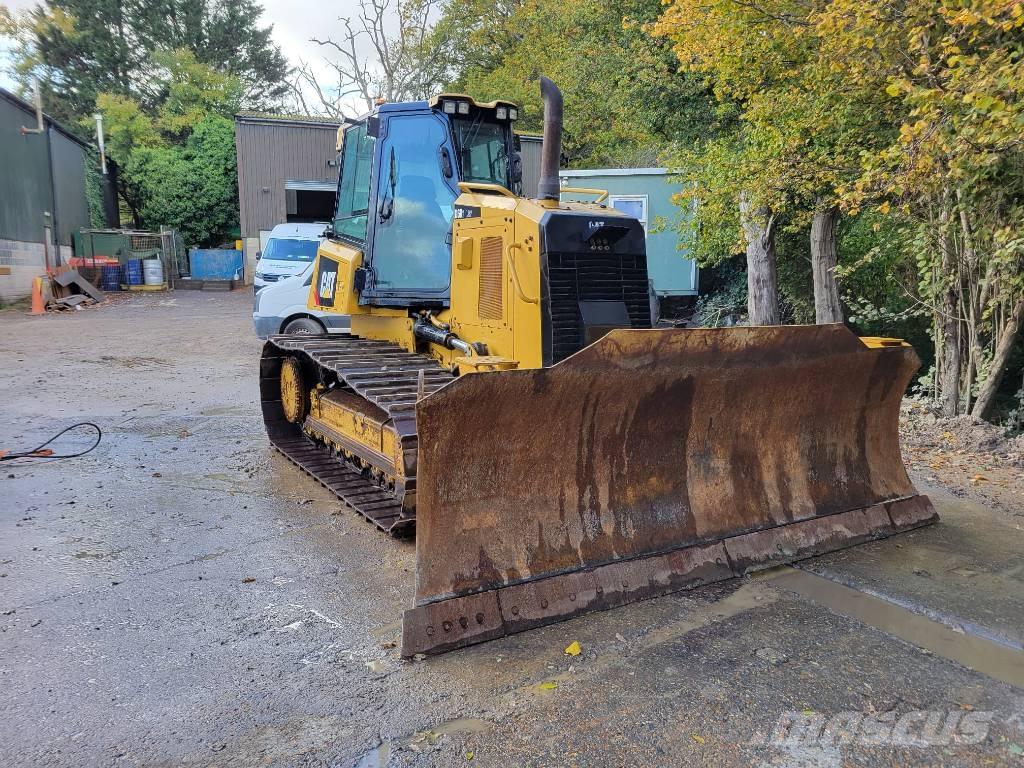CAT D 6 K 2 LGP Верижни булдозери
