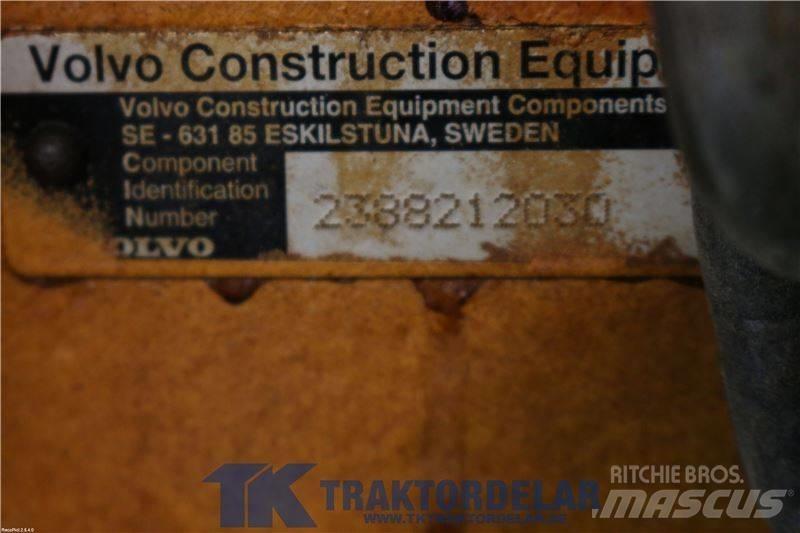 Volvo L180E Bakvagn Оси
