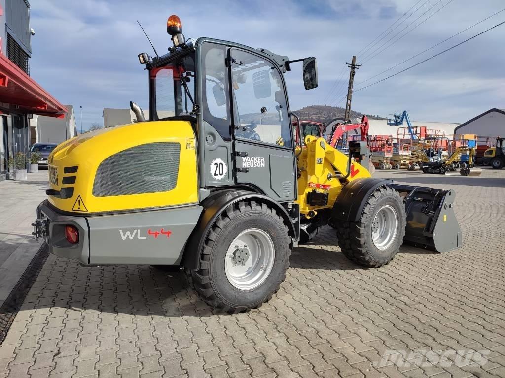 Wacker Neuson WL 44 Колесни товарачи