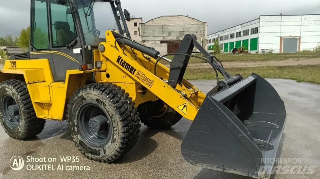 Kramer 720 Колесни товарачи