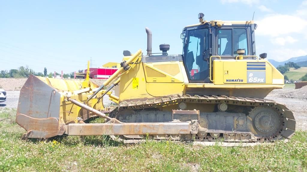 Komatsu D 65 PX-17 Верижни булдозери
