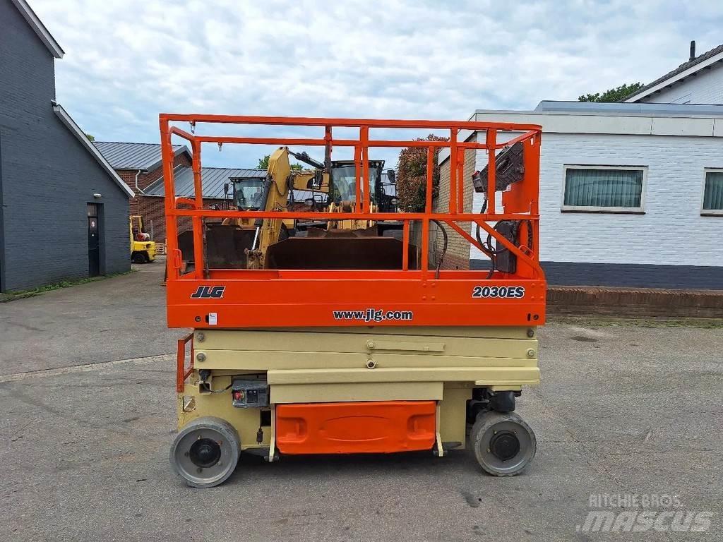 JLG 2030 ES Ножични работни платформи