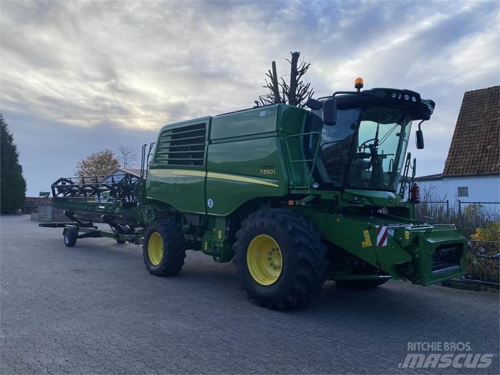 John Deere T550 Комбайни