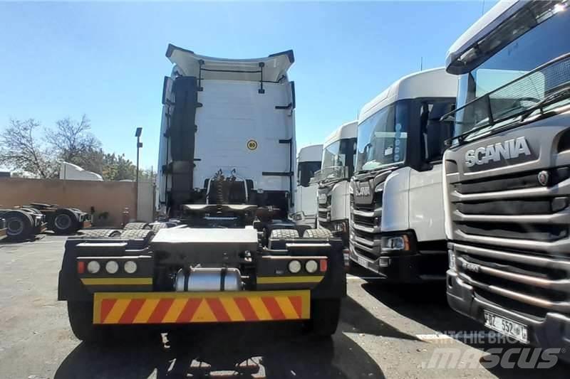 Volvo FH 440 Други