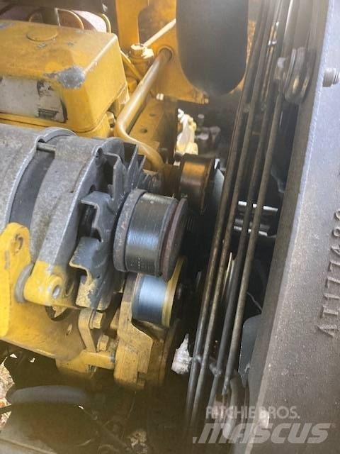 John Deere 200 LC Машини за кастрене на дървета