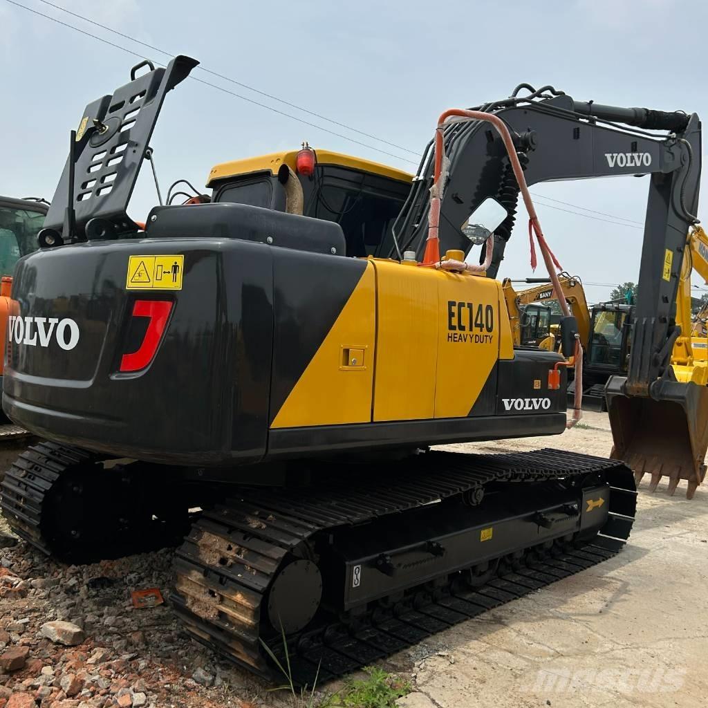 Volvo 140 Верижен екскаватор