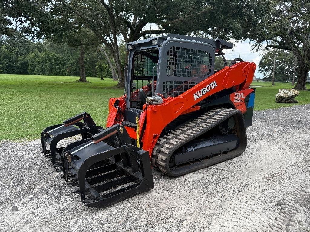 Kubota SVL 95-2 S Мини товарачи
