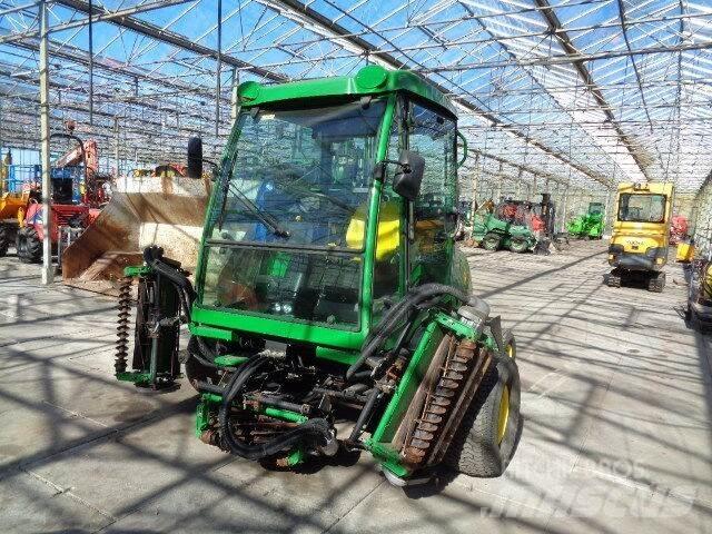 John Deere 3235C Тракторни косачки