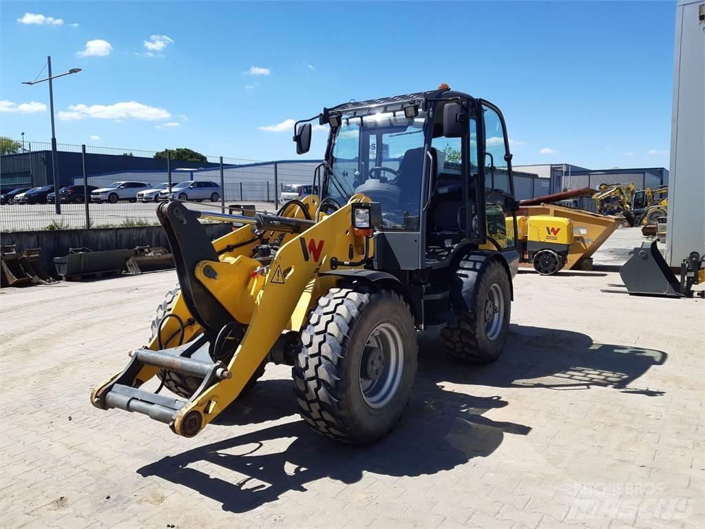 Wacker Neuson WL52 Колесни товарачи