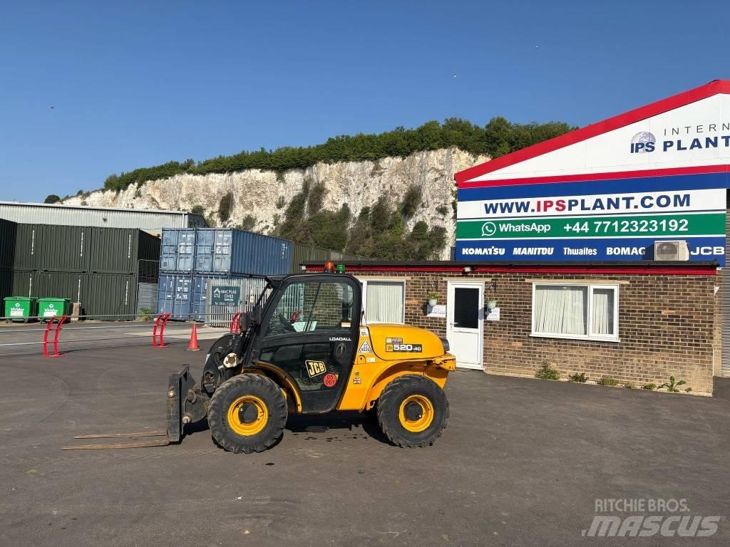 JCB 520-40 Телескопични товарачи