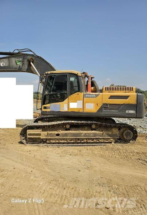 Volvo EC 300 D Верижен екскаватор