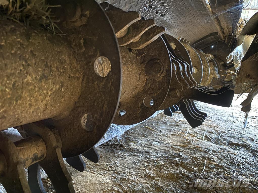 John Deere F 310 R Косачки за монтиране и теглене