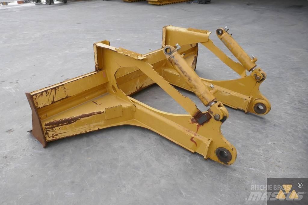 CAT Skidder blade Остриета