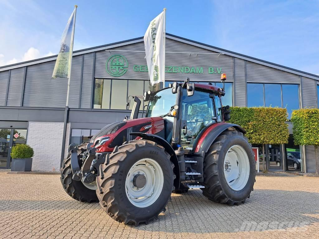 Valtra G 135 Active Трактори