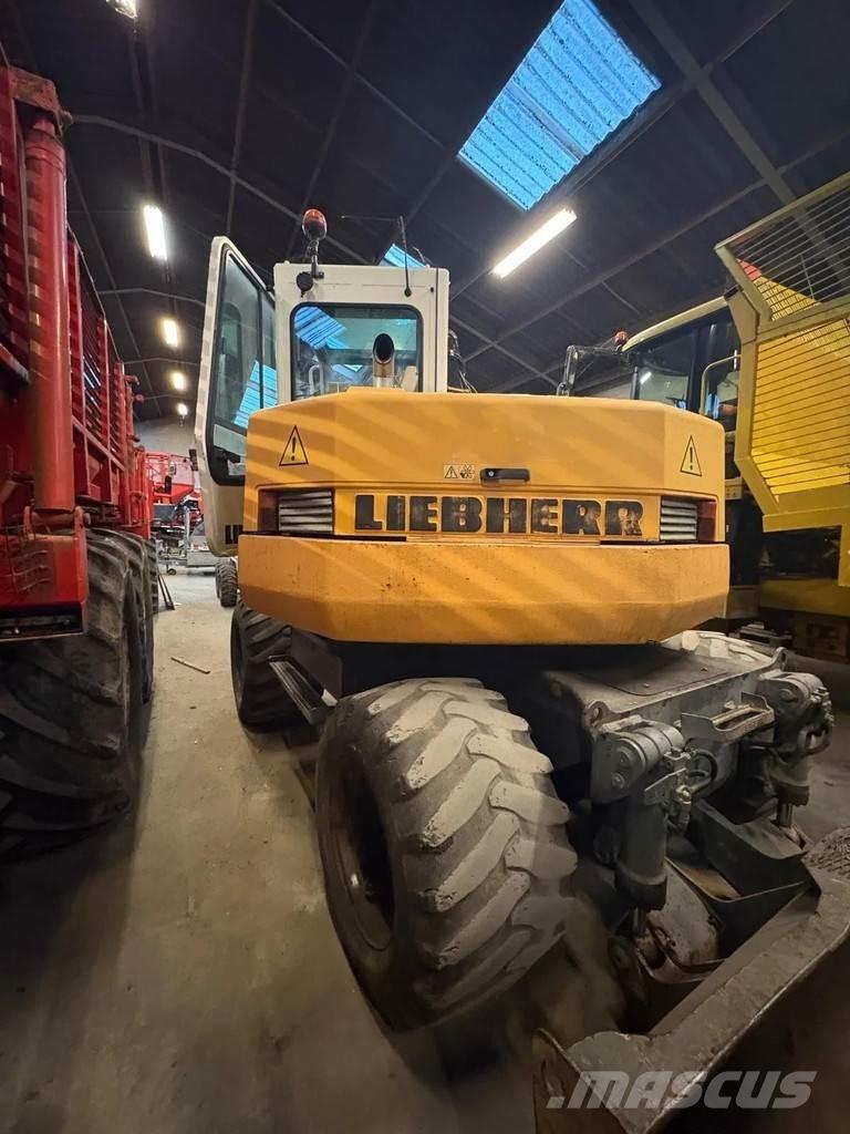 Liebherr A308 Колесни екскаватори
