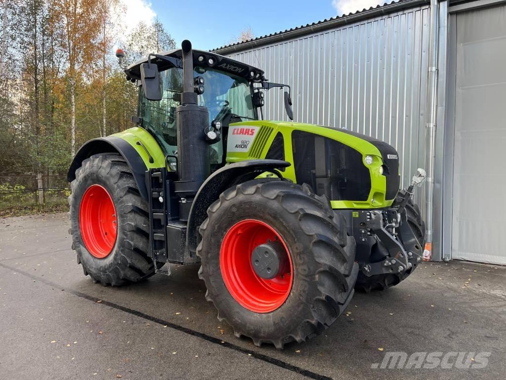 CLAAS Axion 920 Трактори