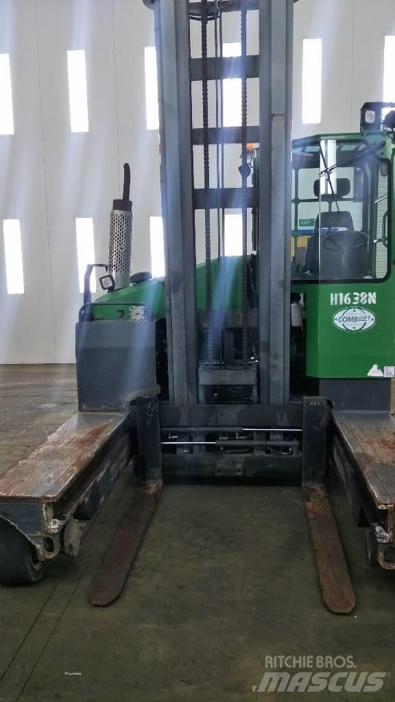 Combilift C4500 Страничен товарач