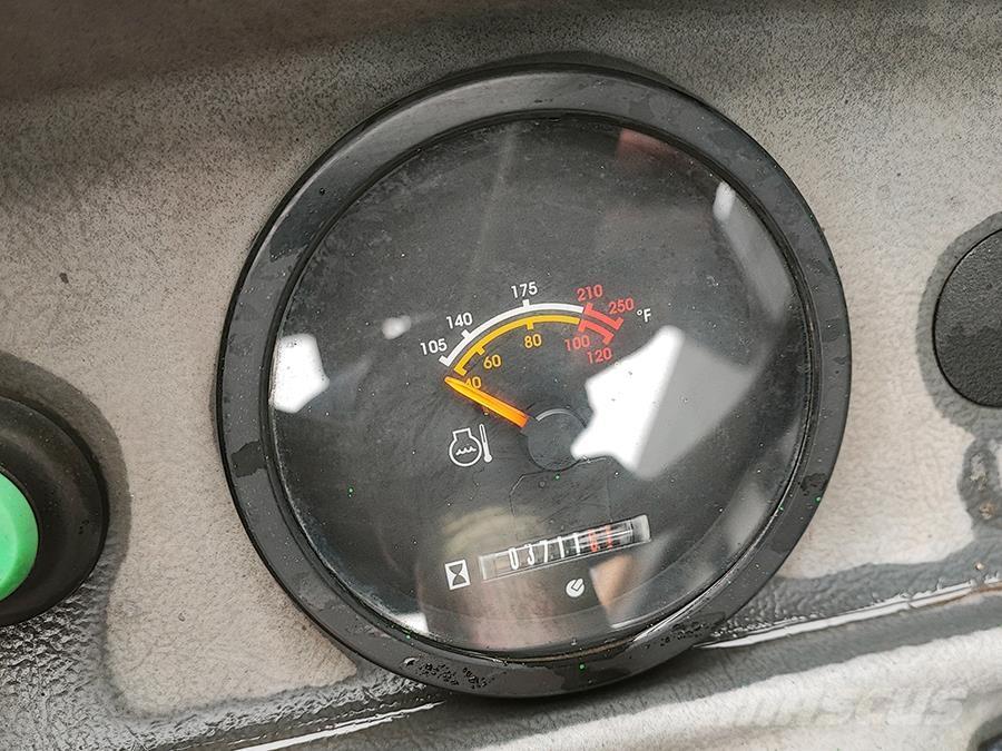 Aisle-Master 44S Високоповдигачи за работа в тесни коридори