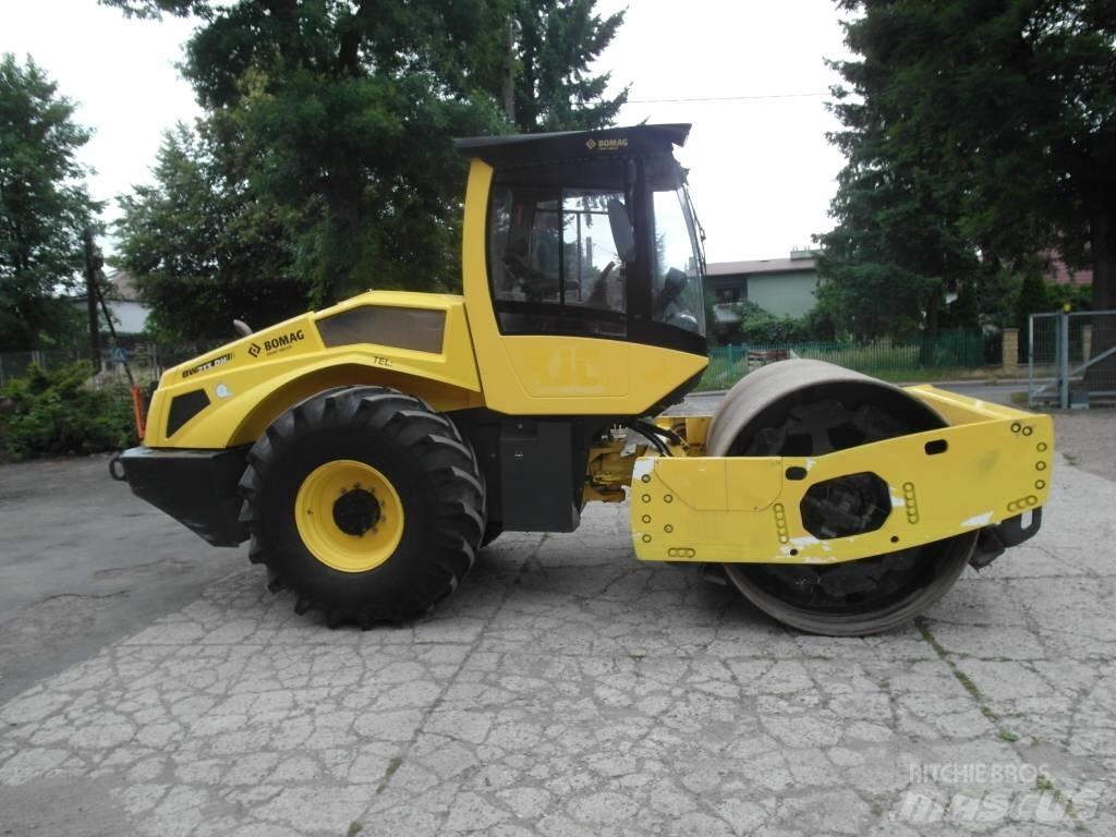 Bomag BW 213 DH-5 Еднобарабанни ролки
