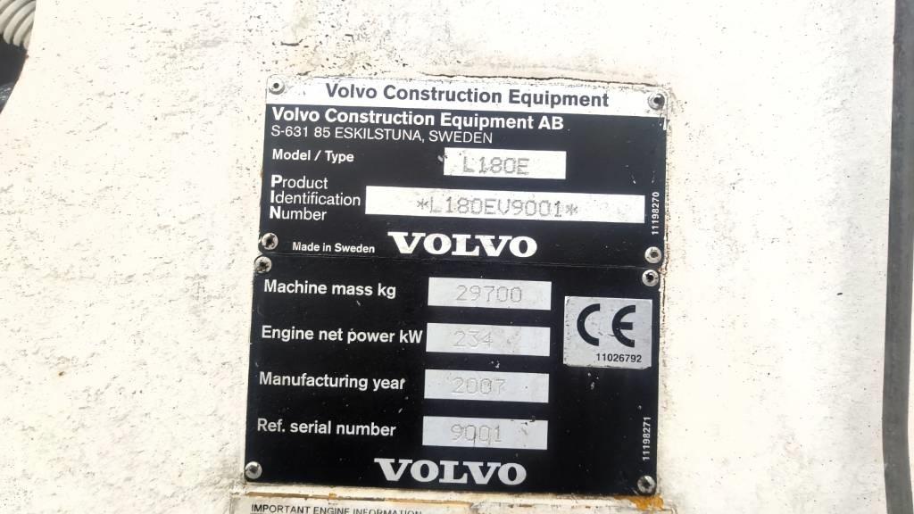 Volvo L 180 E Колесни товарачи