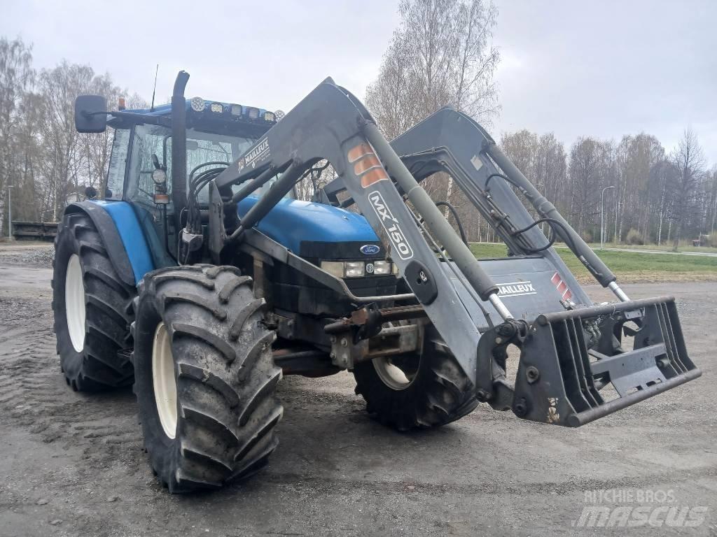 New Holland 8360 RC Трактори
