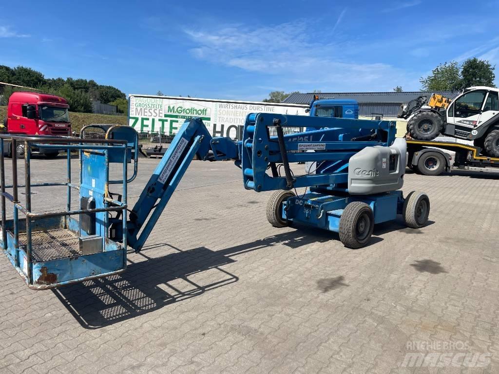 Genie Z 45/25 Съчленени стрелови подемници