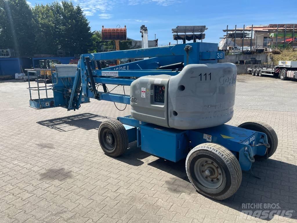 Genie Z 45/25 Съчленени стрелови подемници