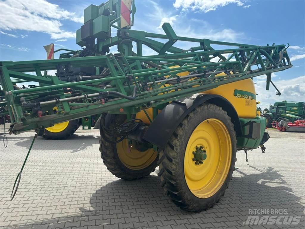 John Deere 740i Прикачни пръскачки

