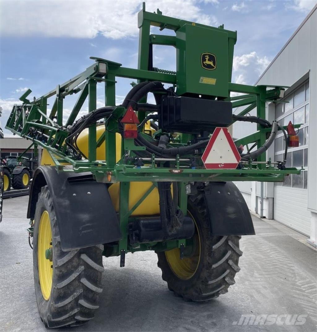 John Deere M 740 i Прикачни пръскачки
