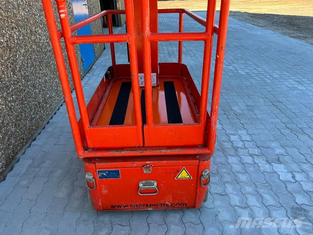 Snorkel TM 12 Вертикални мачтови повдигачи
