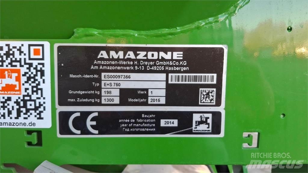 Amazone ES 750 Разстилачки на пясък и сол