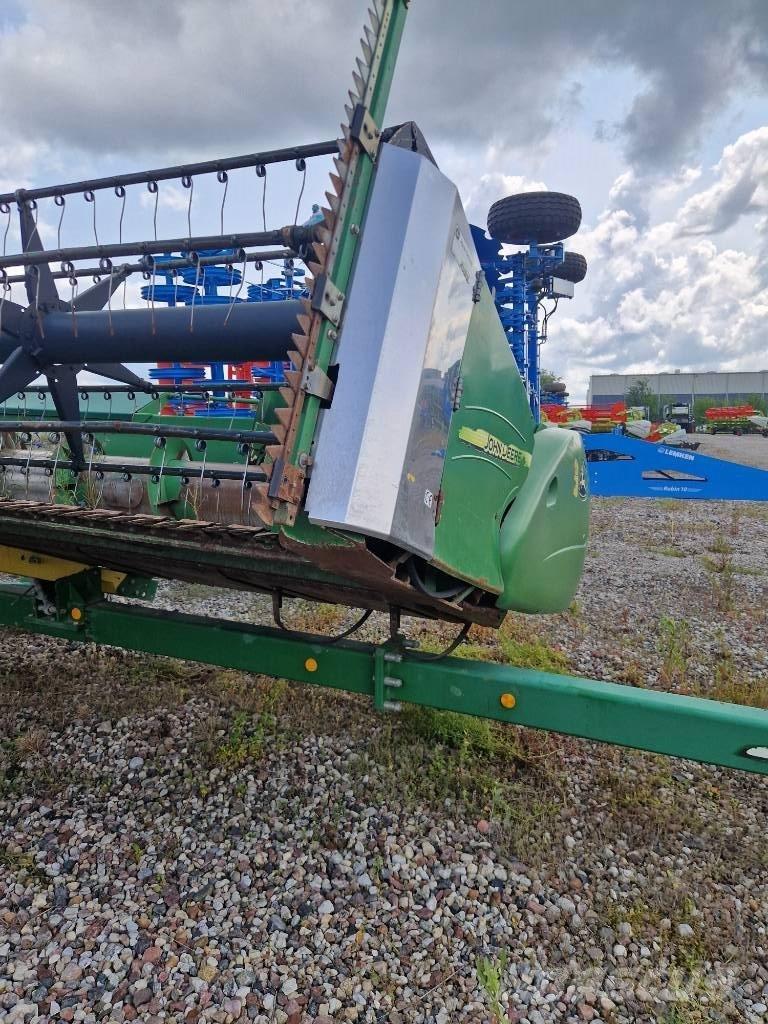 John Deere T670 Комбайни