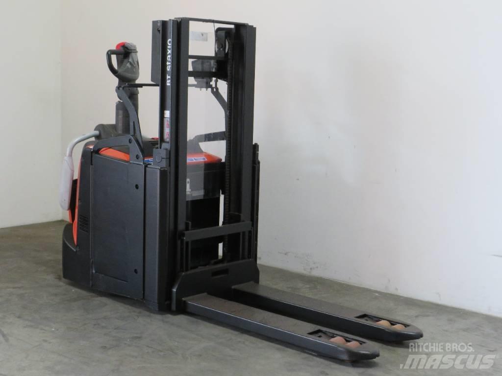 BT SPE 200 D Колички високоповдигачи с теглич
