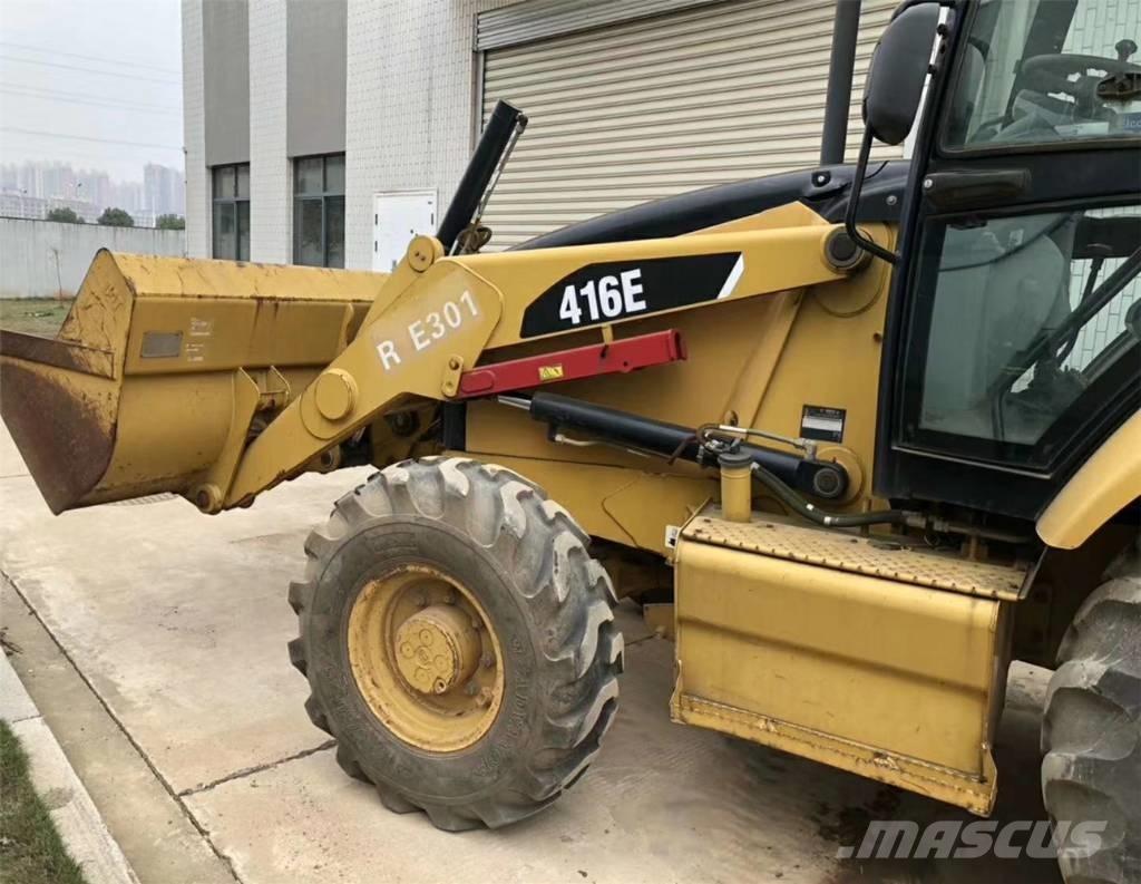 CAT 416E Товарач със заден ексватор