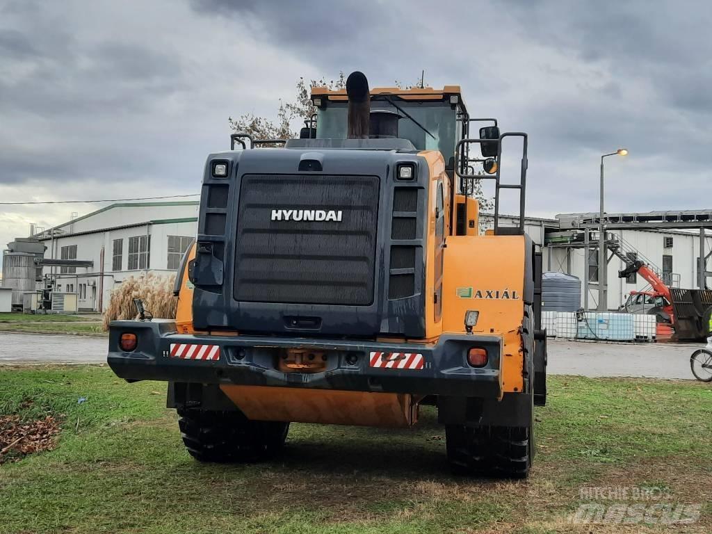 Hyundai HL 980 Колесни товарачи