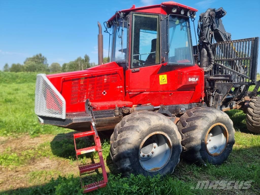 Komatsu 840.4 Форуардери
