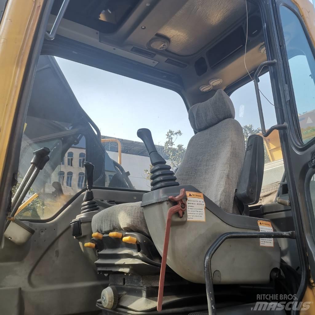Volvo EC 210 B LC Верижен екскаватор