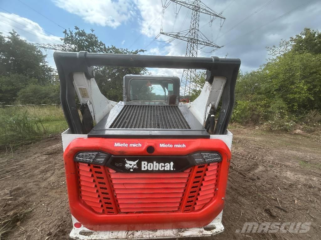 Bobcat T76 Верижен товарач