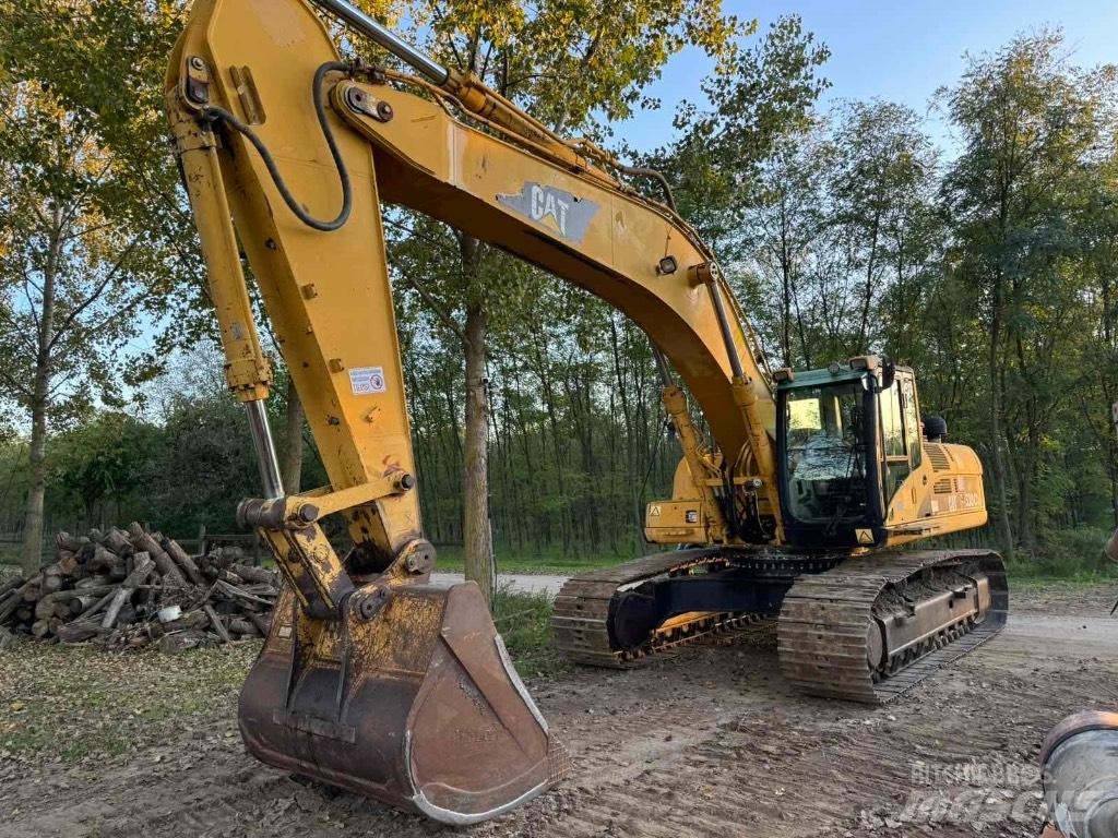 CAT 330CL Верижен екскаватор