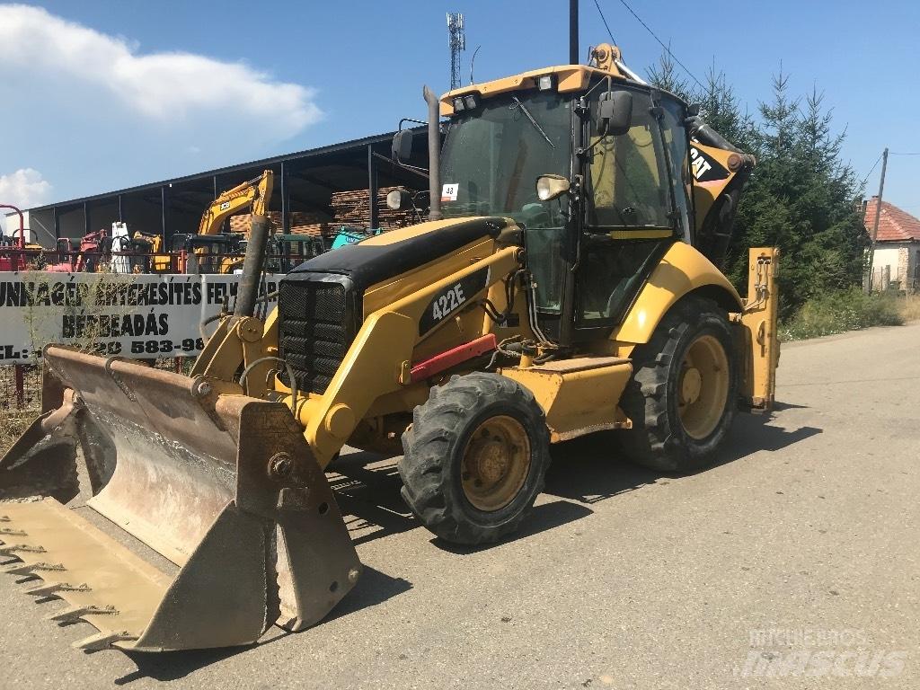 CAT 422 E Товарач със заден ексватор