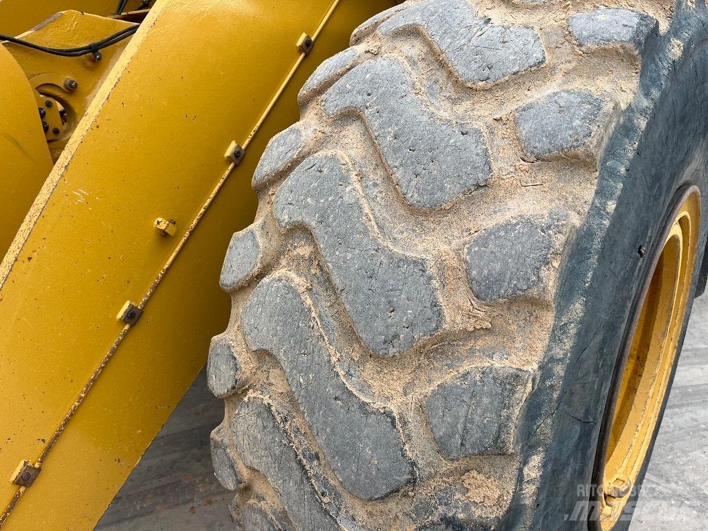 CAT 950 M Мини товарачи