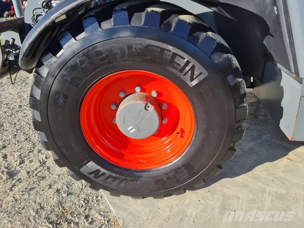 CLAAS Scorpion 9055 Телескопични товарачи