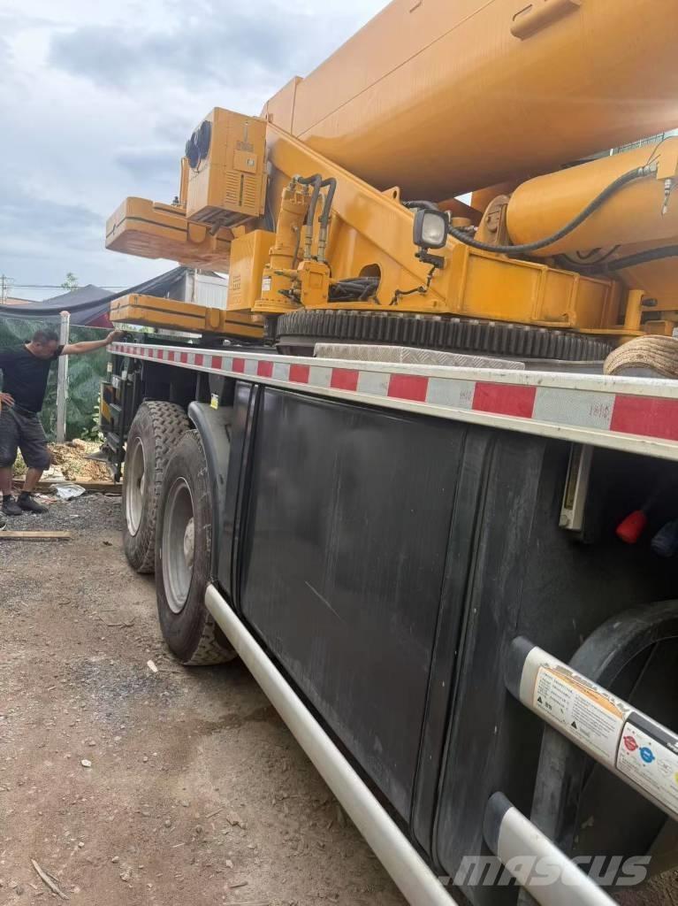 XCMG QY80K5C Всъдеходни кранове