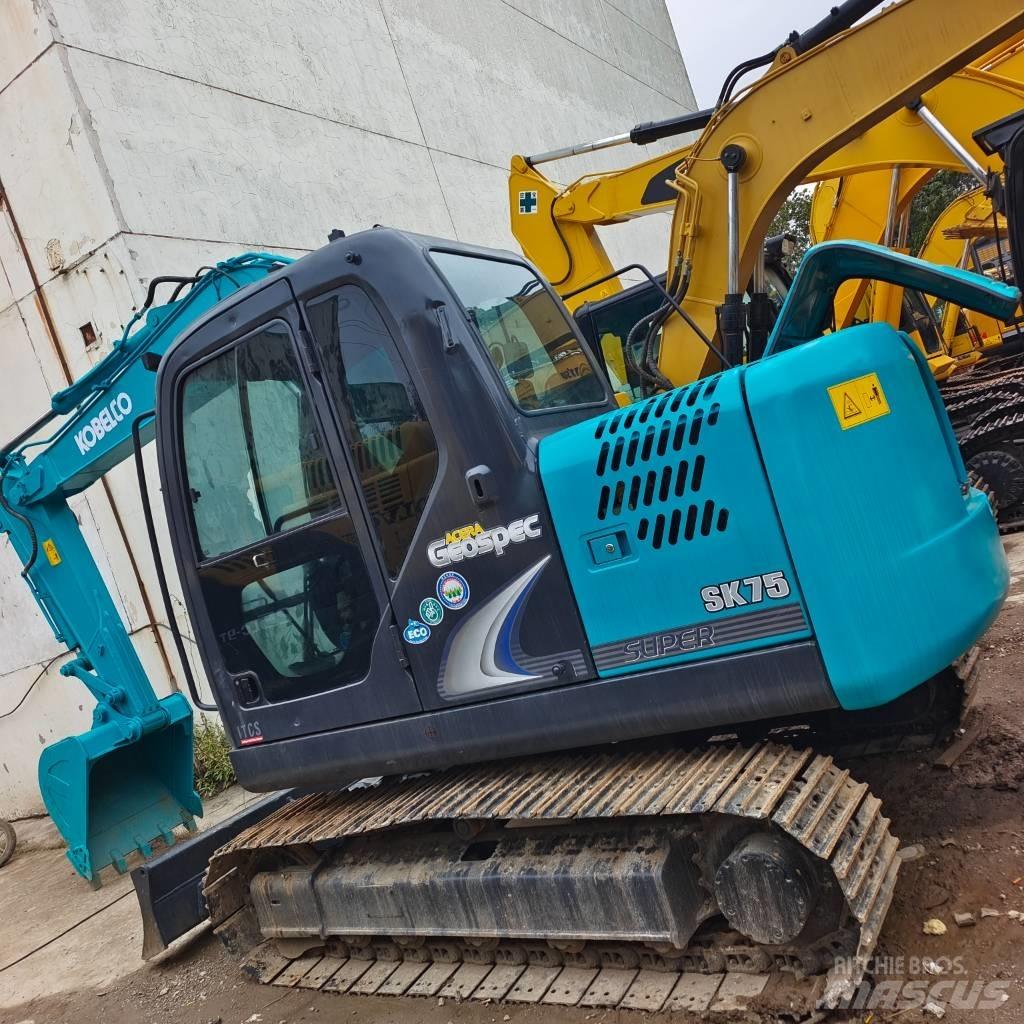 Kobelco SK 75 Средни екскаватори 7т - 12т