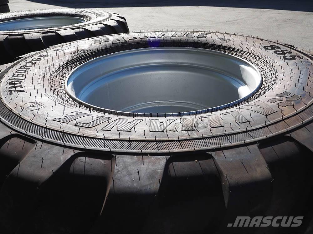 Alliance 885 Колелета/Гуми